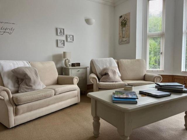 Beautiful Character Property Angmering ภายนอก รูปภาพ